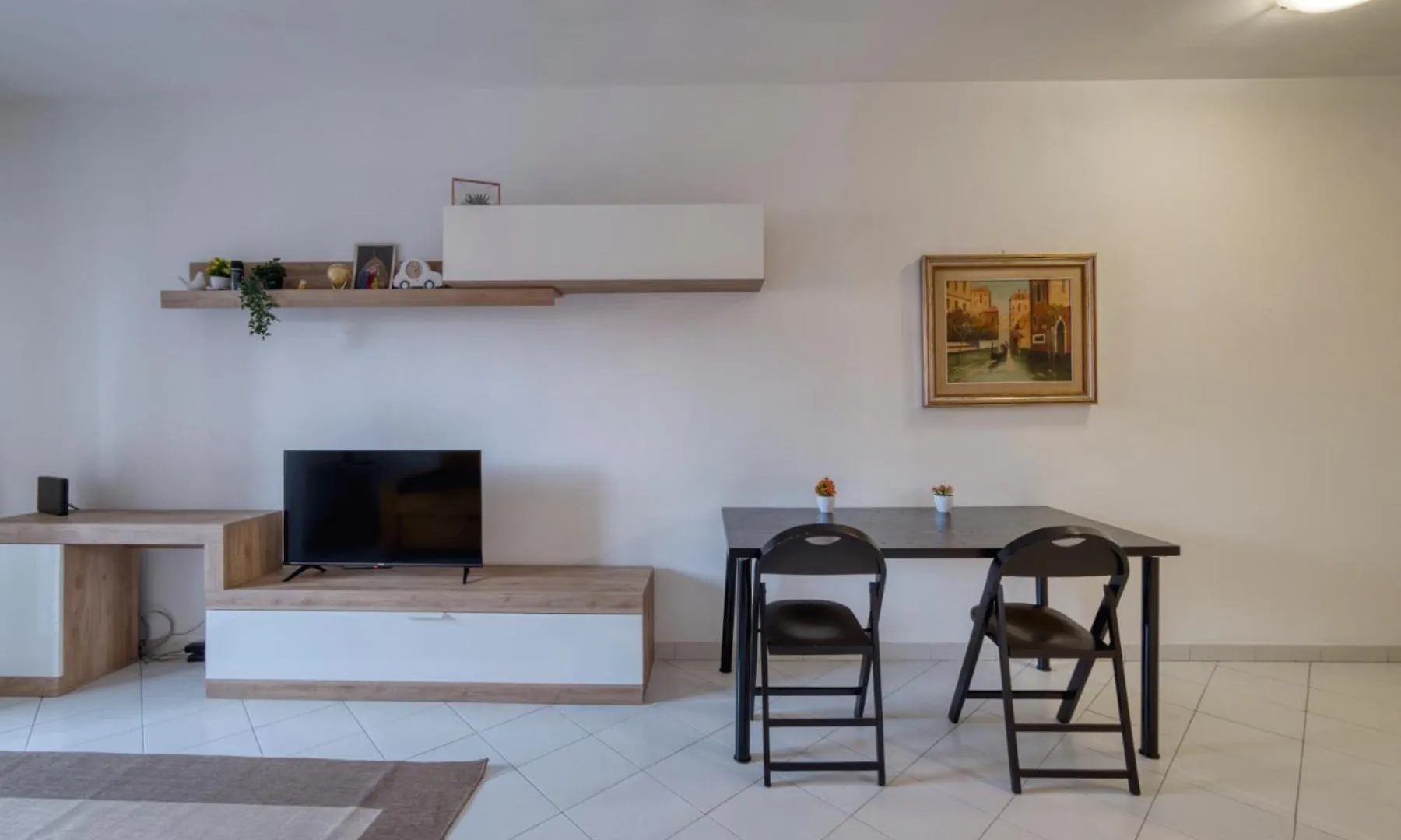 Lovely Two-Room Apartment Near Rho Fiera Italien
